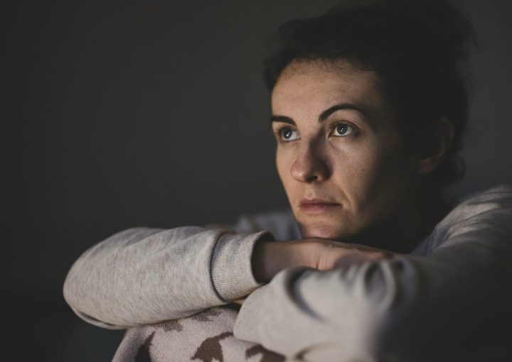man in gray long sleeve shirt